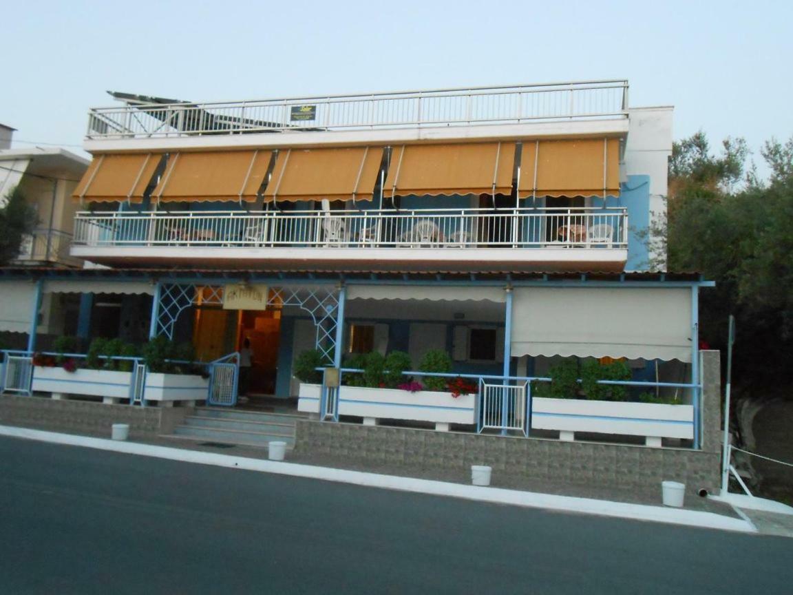 Horizon Aktaion Aparthotel Каламата Екстериор снимка