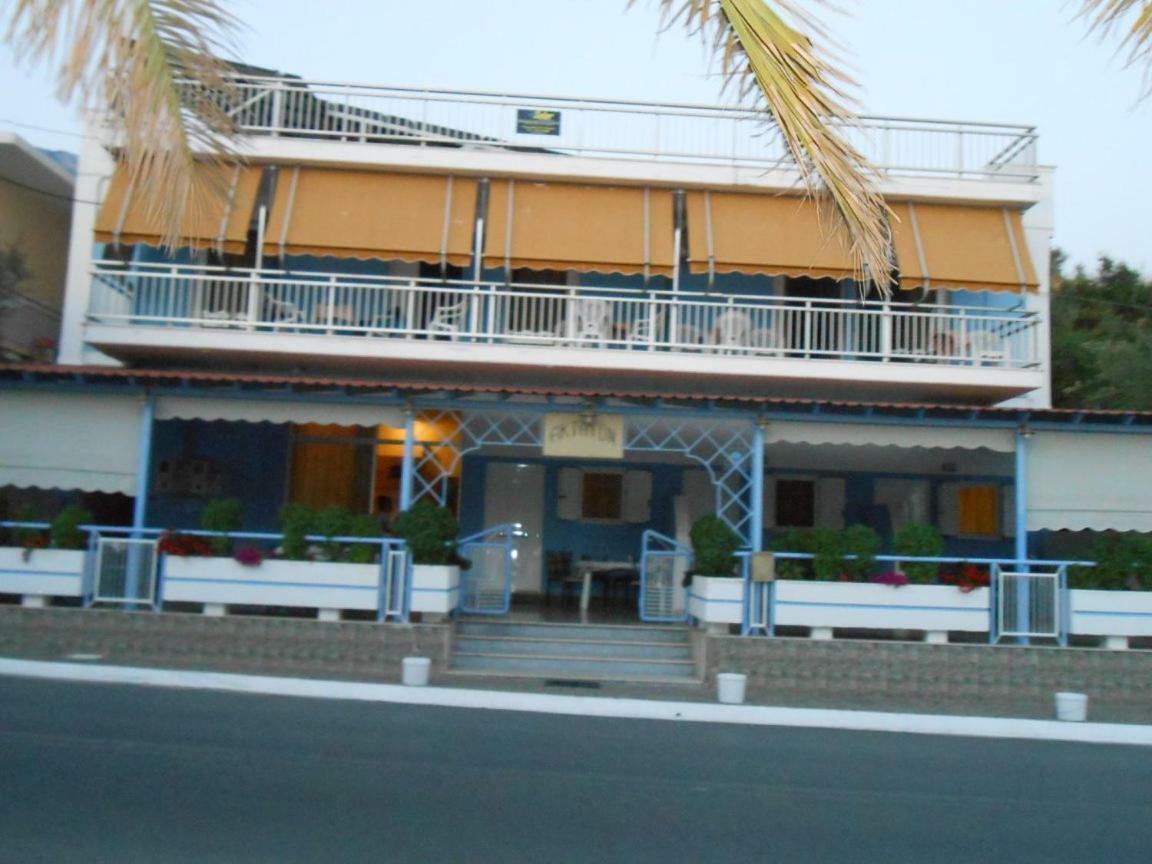 Horizon Aktaion Aparthotel Каламата Екстериор снимка