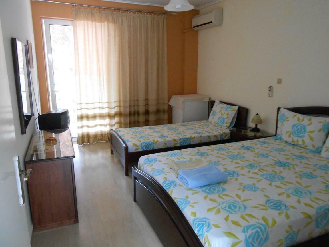 Horizon Aktaion Aparthotel Каламата Екстериор снимка